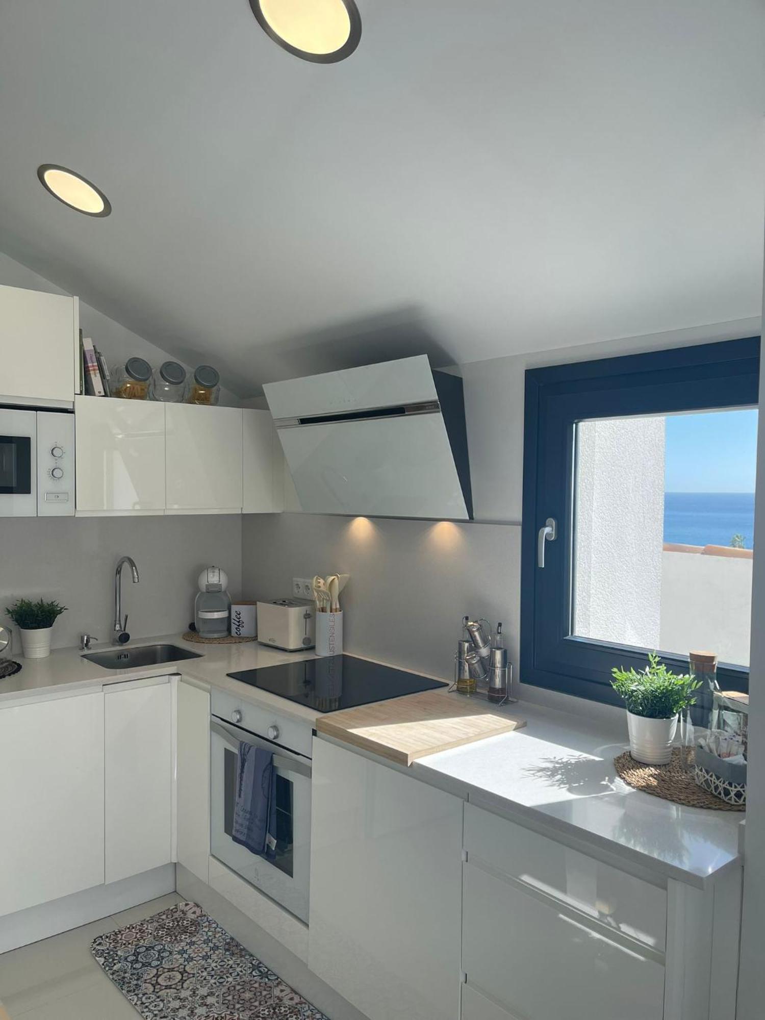 Ferienwohnung Precioso Atico, Nuevo, A 50M De La Playa, Manilva Exterior foto